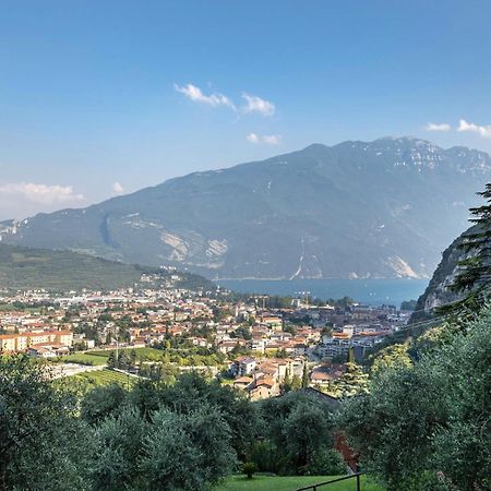 Ferienwohnung La Terrazza Di Vincent Sul Garda Riva del Garda Exterior foto