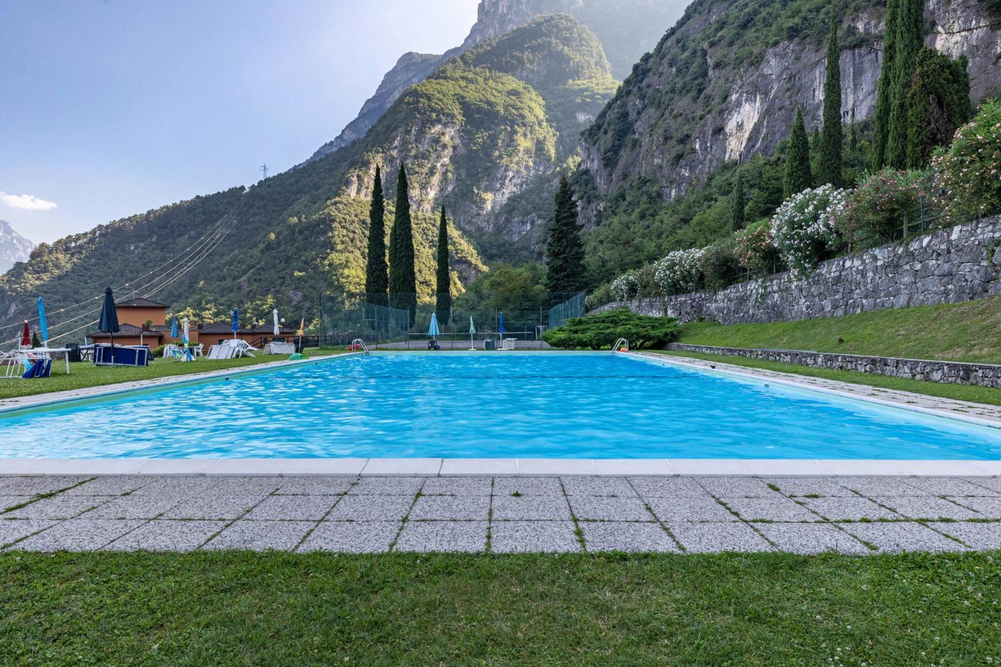 Ferienwohnung La Terrazza Di Vincent Sul Garda Riva del Garda Exterior foto