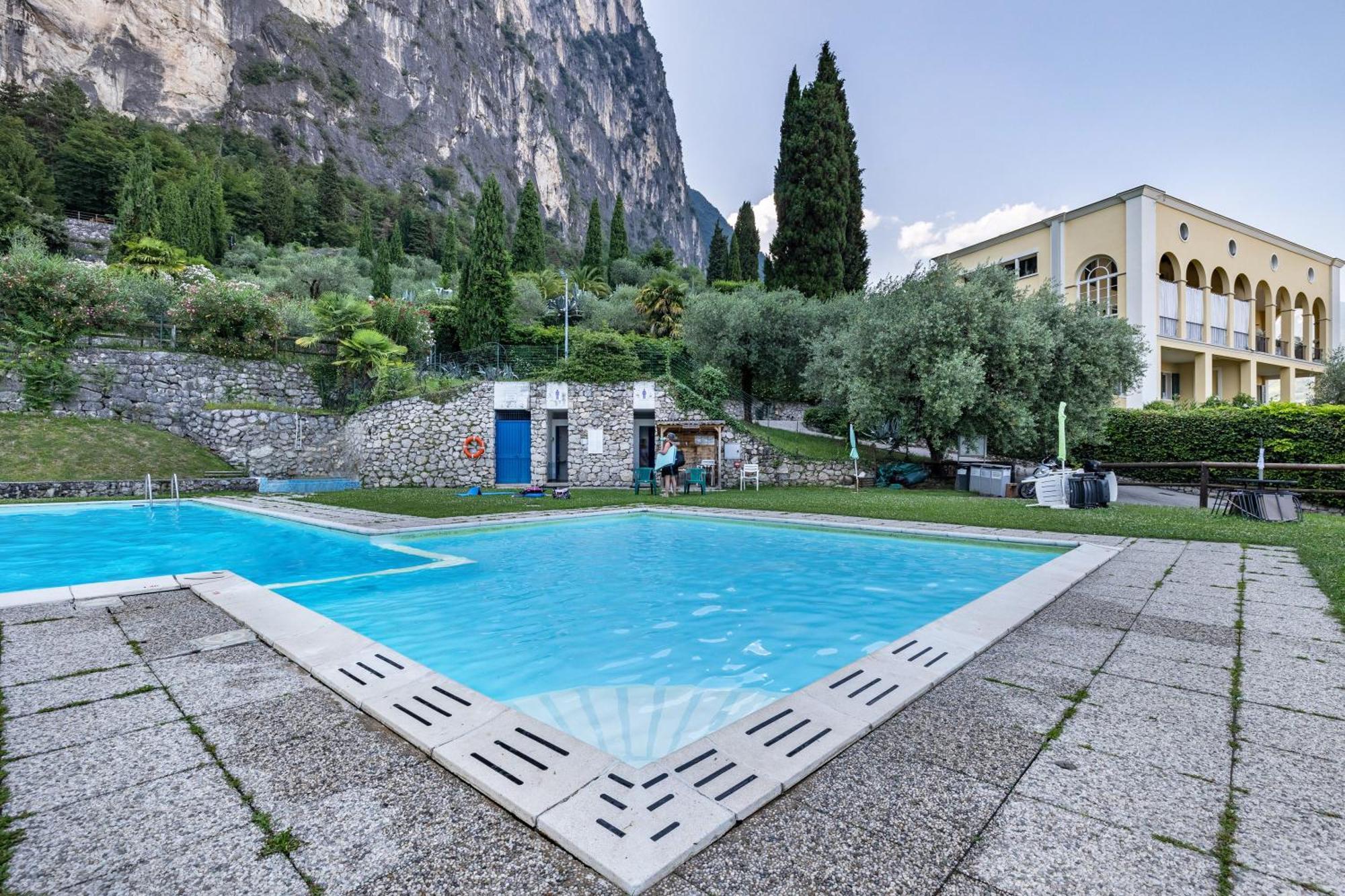 Ferienwohnung La Terrazza Di Vincent Sul Garda Riva del Garda Exterior foto